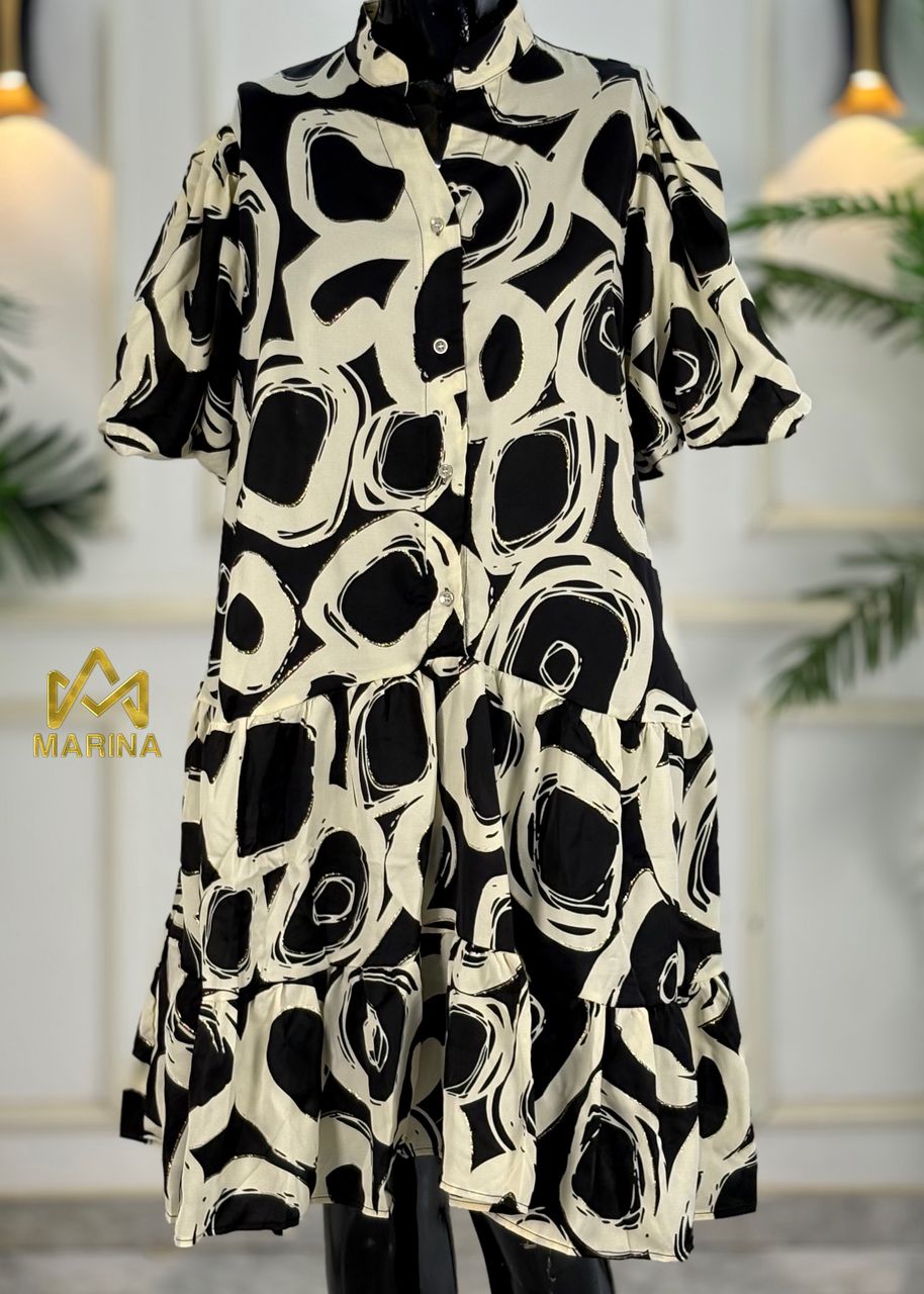 ROBE AUX GENOUX