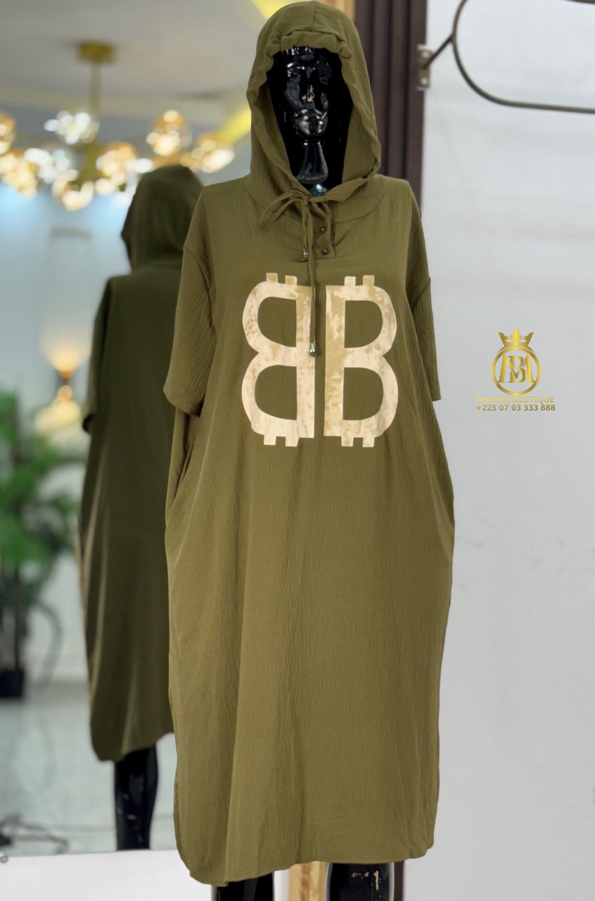 ROBE AUX GENOUX