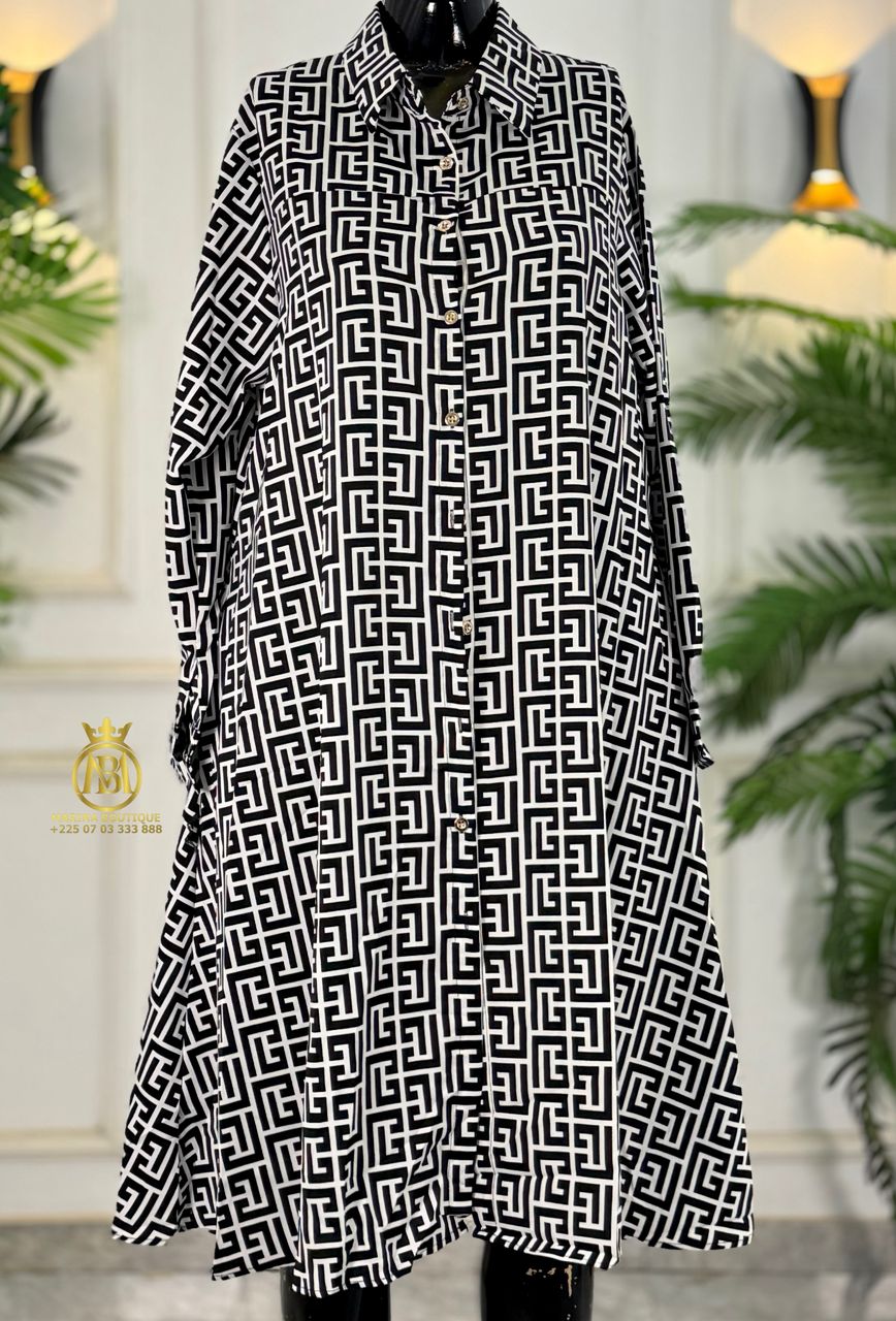 ROBE AUX GENOUX