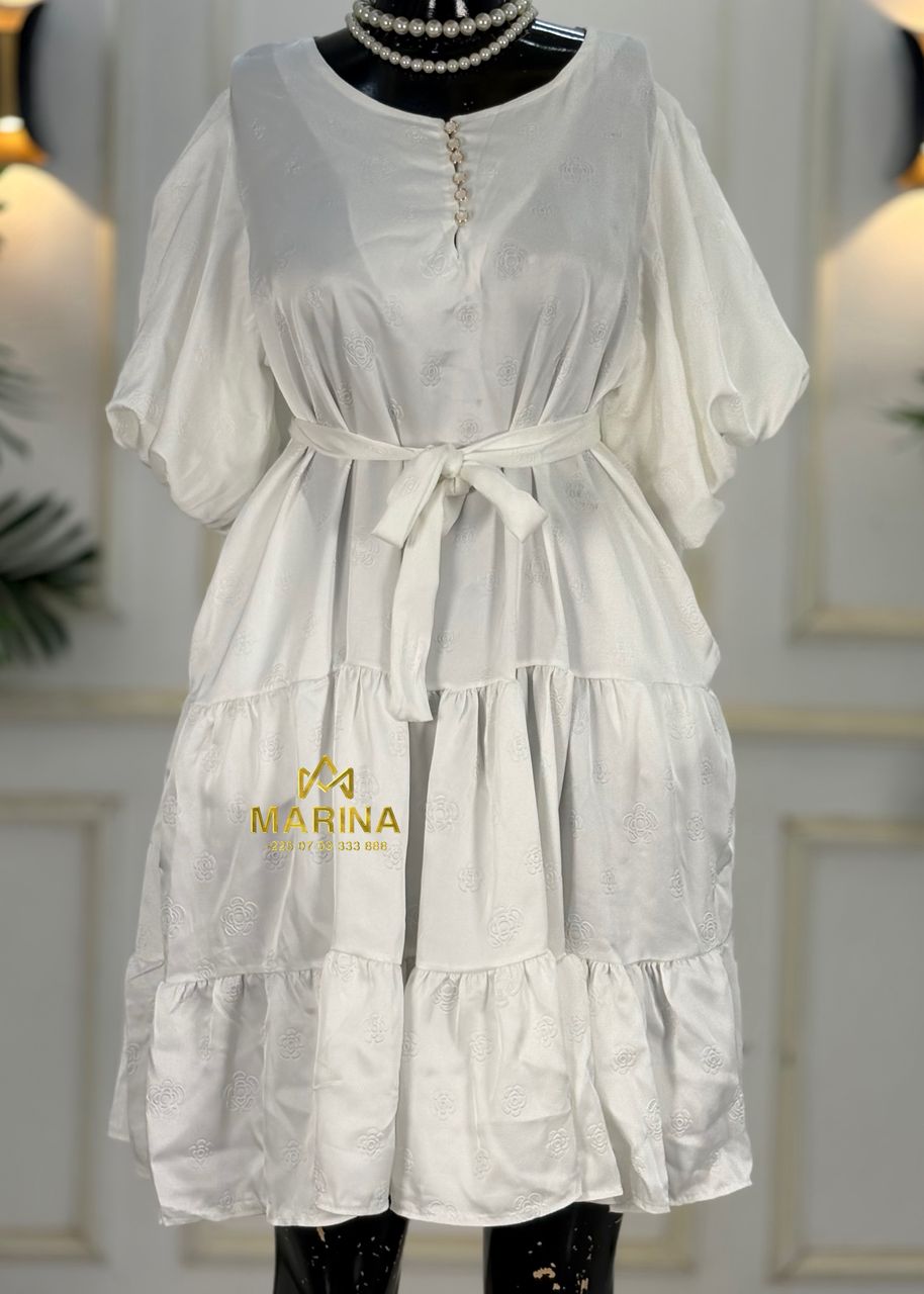 ROBES AUX GENOUX