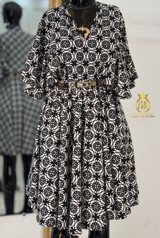 ROBE AUX GENOUX