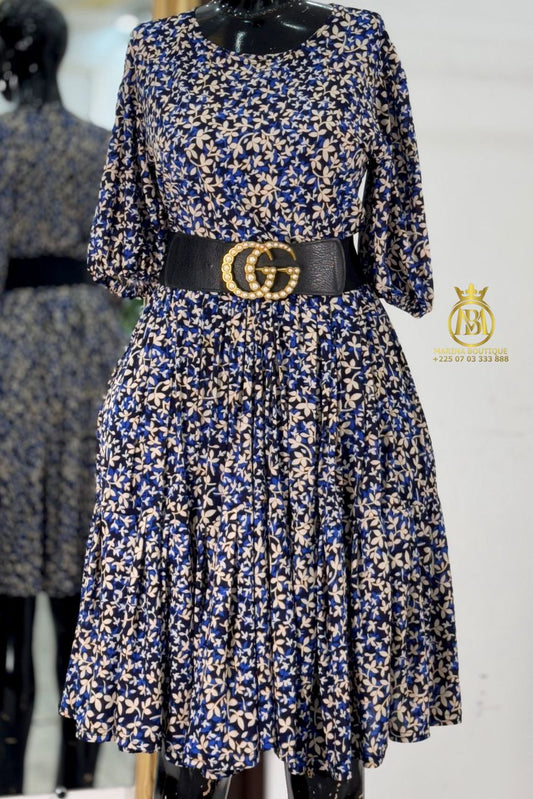 ROBE AUX GENOUX